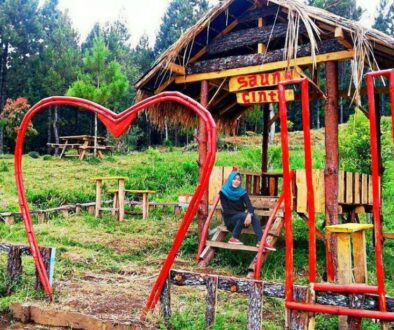 Lokasi Dan Tiket Masuk Bukit Melogi Cinta Pemalang